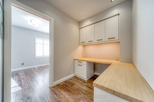 726 - 42 Western Battery Rd, Townhouse with 1 bedrooms, 1 bathrooms and 1 parking in Toronto ON | Image 4