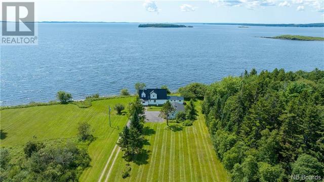 280 Holts Point Road, House detached with 3 bedrooms, 1 bathrooms and null parking in Saint Patrick NB | Image 12