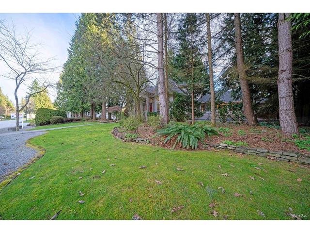 13892 30 Avenue, House detached with 4 bedrooms, 3 bathrooms and 3 parking in Surrey BC | Image 34