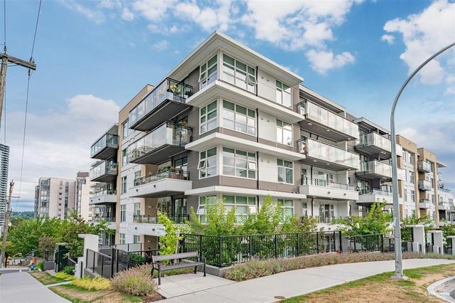 405 - 1012 Auckland Street, Condo with 2 bedrooms, 2 bathrooms and null parking in New Westminster BC | Card Image