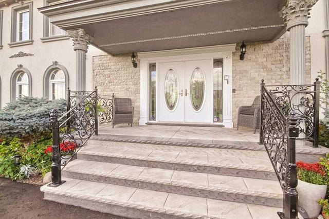 23 Morris Crt, House detached with 9 bedrooms, 8 bathrooms and 13 parking in Brampton ON | Image 36