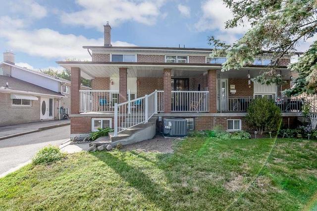 94 St Lucie Dr, House semidetached with 4 bedrooms, 2 bathrooms and 5 parking in Toronto ON | Image 12