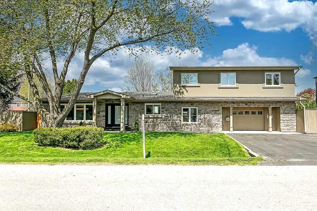 2323 Millward Ave, House detached with 4 bedrooms, 4 bathrooms and 7 parking in Oakville ON | Card Image