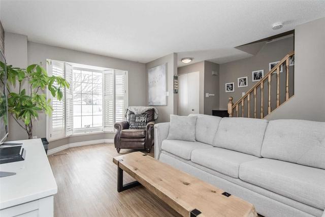 506 Hyannis Crt, House semidetached with 3 bedrooms, 2 bathrooms and 2 parking in Cambridge ON | Image 39