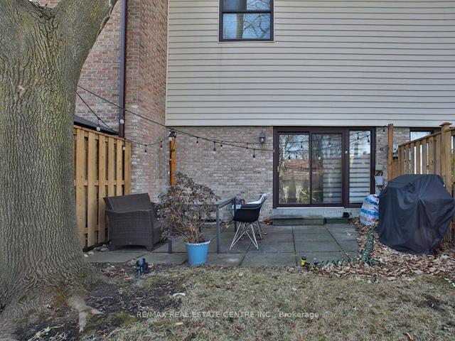 42 - 2020 South Millway, Townhouse with 3 bedrooms, 2 bathrooms and 2 parking in Mississauga ON | Image 30