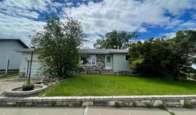 4804 53 Avenue, House detached with 2 bedrooms, 2 bathrooms and 1 parking in Valleyview AB | Image 2
