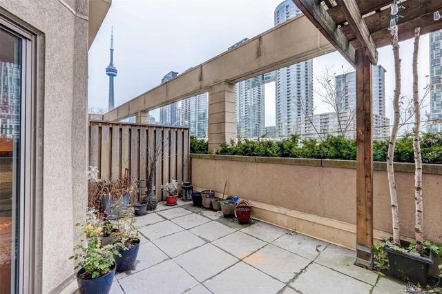 223 - 550 Front St W, Condo with 2 bedrooms, 1 bathrooms and 1 parking in Toronto ON | Image 17