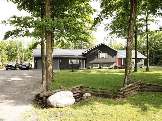 29 Cedar Glen Rd, House detached with 3 bedrooms, 3 bathrooms and 20 parking in Kawartha Lakes ON | Image 12