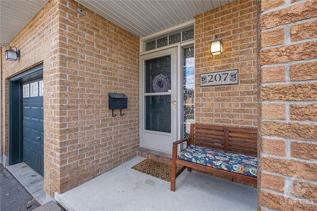 207 Freedom Private, Townhouse with 3 bedrooms, 3 bathrooms and 2 parking in Ottawa ON | Image 2