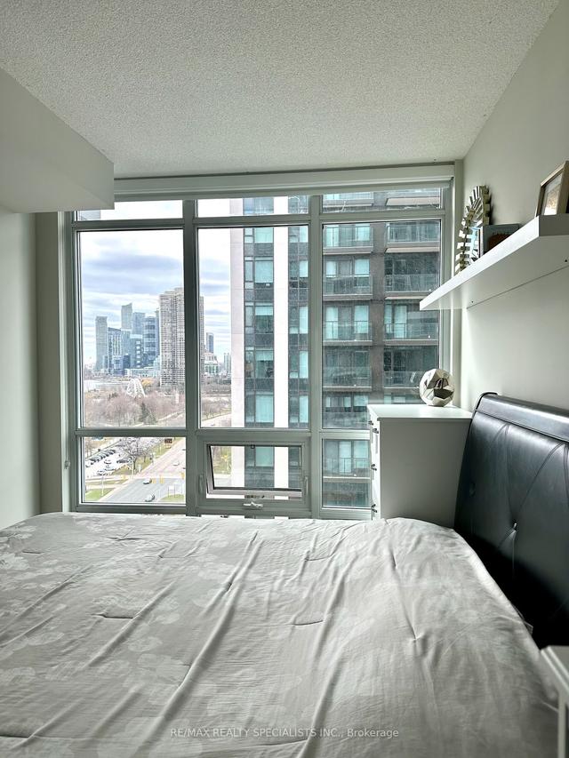 1408 - 1910 Lake Shore Blvd W, Condo with 2 bedrooms, 2 bathrooms and 1 parking in Toronto ON | Image 14