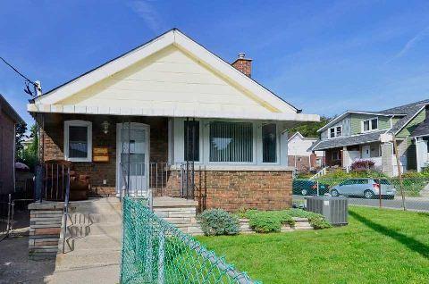 86 Glenside Ave, House detached with 1 bedrooms, 2 bathrooms and 2 parking in Toronto ON | Image 1