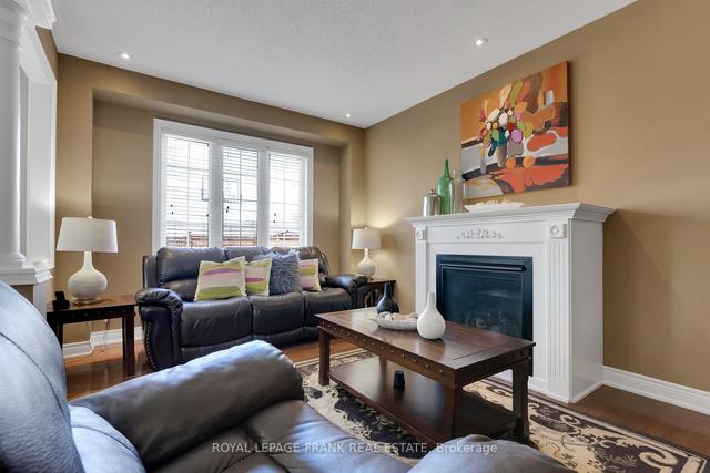 70 Albert St, House detached with 4 bedrooms, 4 bathrooms and 4 parking in Clarington ON | Image 4
