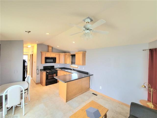 d10 - 153 County Road 27, House detached with 2 bedrooms, 1 bathrooms and null parking in Prince Edward County ON | Image 2