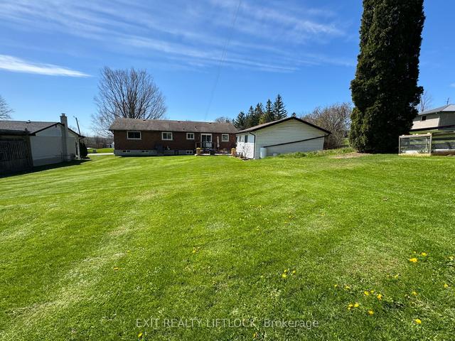 826 Stewart Dr, House detached with 3 bedrooms, 2 bathrooms and 11 parking in Peterborough ON | Image 31