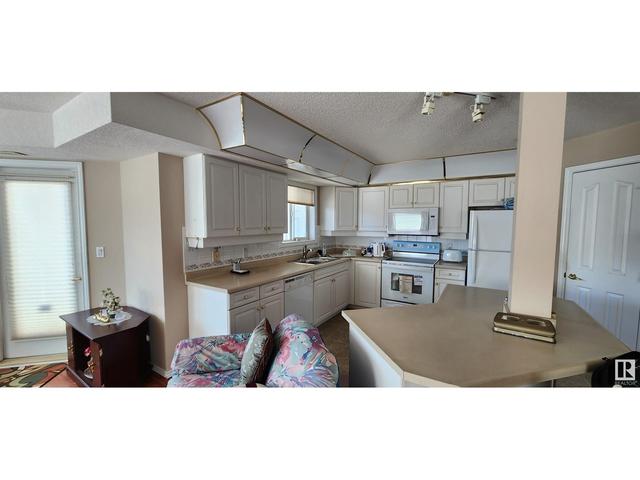301 - 6703 172 St Nw Nw, Condo with 2 bedrooms, 2 bathrooms and null parking in Edmonton AB | Image 3