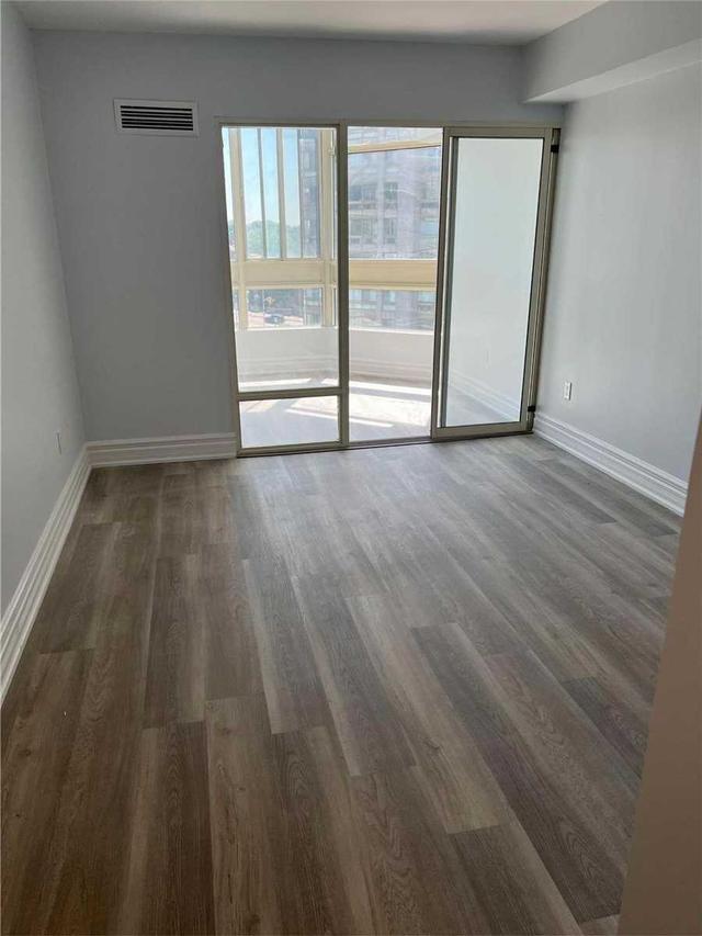 701b - 3231 Eglinton Ave E, Condo with 1 bedrooms, 1 bathrooms and 1 parking in Toronto ON | Image 4