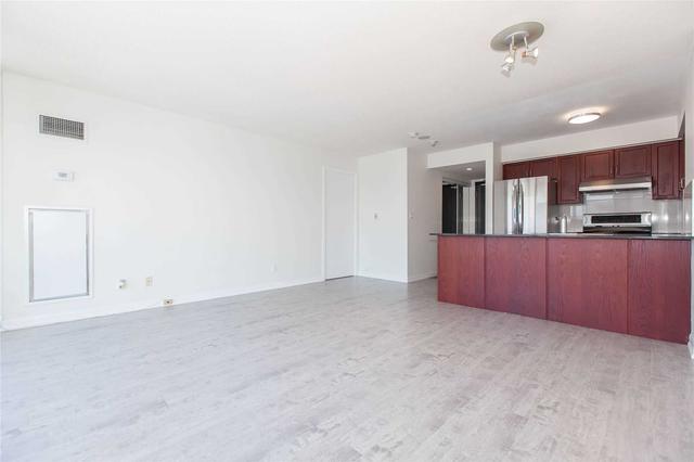 4213 - 210 Victoria St, Condo with 1 bedrooms, 2 bathrooms and 0 parking in Toronto ON | Image 3