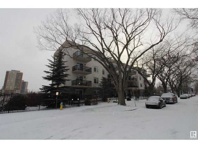 202 - 8631 108 St Nw, Condo with 2 bedrooms, 2 bathrooms and 2 parking in Edmonton AB | Card Image