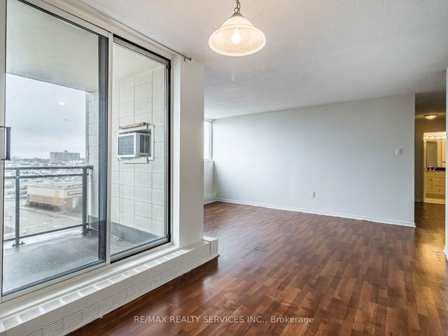 609 - 2900 Battleford Rd, Condo with 2 bedrooms, 1 bathrooms and 0 parking in Mississauga ON | Image 11