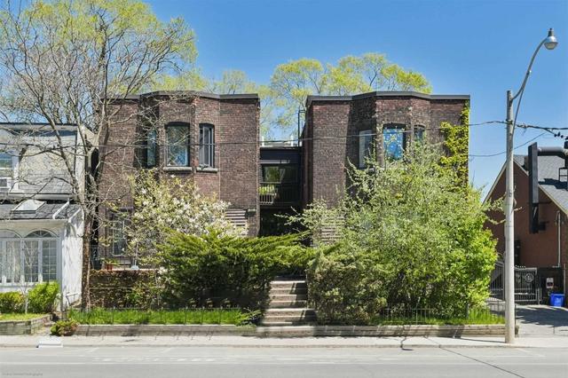 223 River St, House detached with 9 bedrooms, 12 bathrooms and 10 parking in Toronto ON | Card Image