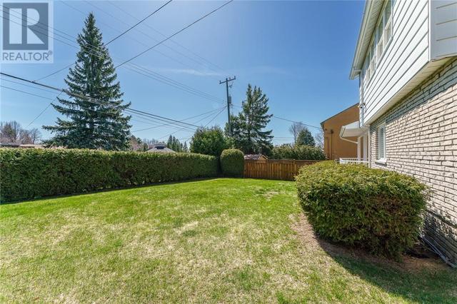 37 Gloucester Court, House detached with 4 bedrooms, 3 bathrooms and null parking in Greater Sudbury ON | Image 40