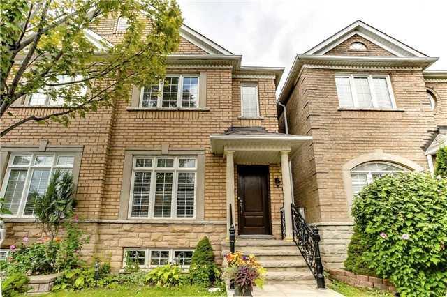 8 Terceira Circ, House semidetached with 3 bedrooms, 4 bathrooms and 2 parking in Toronto ON | Image 1