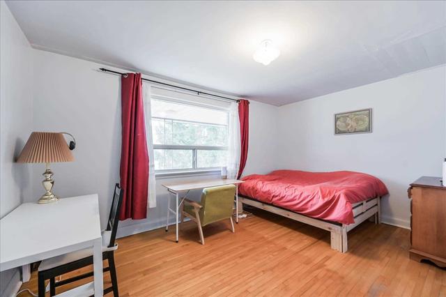 48 Cork Ave, House detached with 2 bedrooms, 2 bathrooms and 4 parking in Toronto ON | Image 7