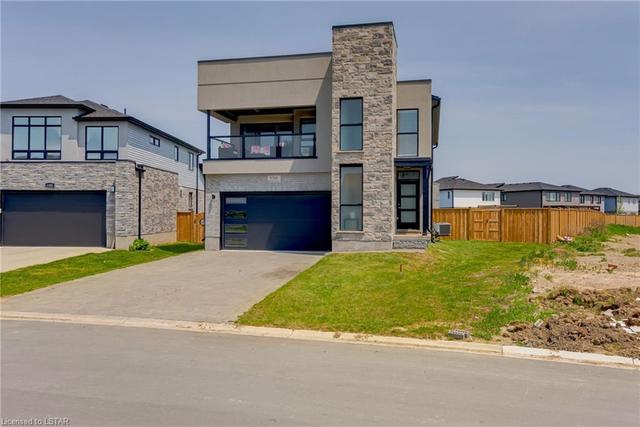 1318 Red Pine Crossing, House detached with 4 bedrooms, 3 bathrooms and 6 parking in London ON | Image 12