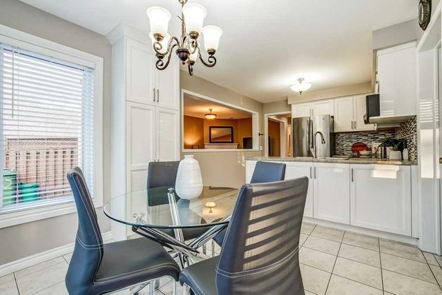 82 Riverwood Terr, House detached with 4 bedrooms, 4 bathrooms and 6 parking in Caledon ON | Image 2
