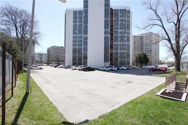 1102 - 2323 Confederation Pkwy, Condo with 2 bedrooms, 2 bathrooms and 1 parking in Mississauga ON | Image 20