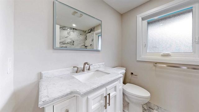 35 Lyncroft Dr, House detached with 3 bedrooms, 5 bathrooms and 3 parking in Toronto ON | Image 10