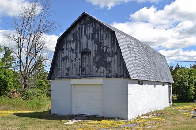 2283 County Road 9, House detached with 4 bedrooms, 2 bathrooms and 5 parking in Greater Napanee ON | Image 13