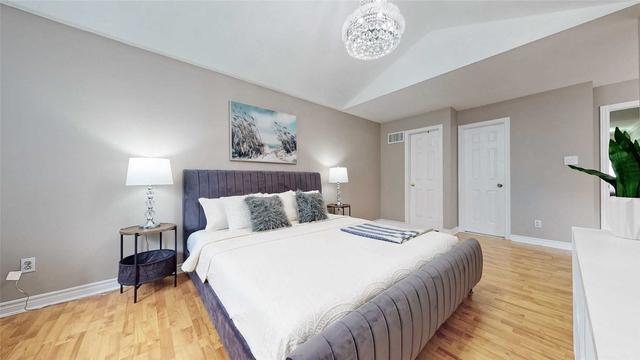59 Rain Lily Lane, House attached with 3 bedrooms, 4 bathrooms and 6 parking in Brampton ON | Image 14