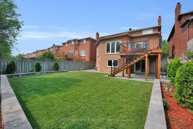 54 Hearthstone Cres, House detached with 5 bedrooms, 5 bathrooms and 6 parking in Richmond Hill ON | Image 30