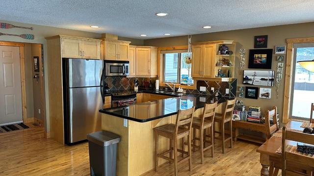 1747 5th Avenue, House detached with 3 bedrooms, 3 bathrooms and 3 parking in Invermere BC | Image 13