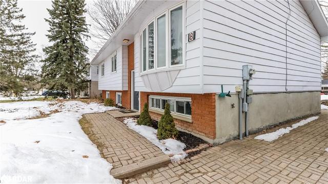 8 Huron Street, House detached with 4 bedrooms, 2 bathrooms and null parking in Springwater ON | Image 23