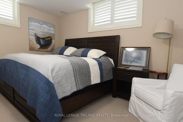 2622 Sandra Post Cres, House detached with 2 bedrooms, 3 bathrooms and 4 parking in London ON | Image 13