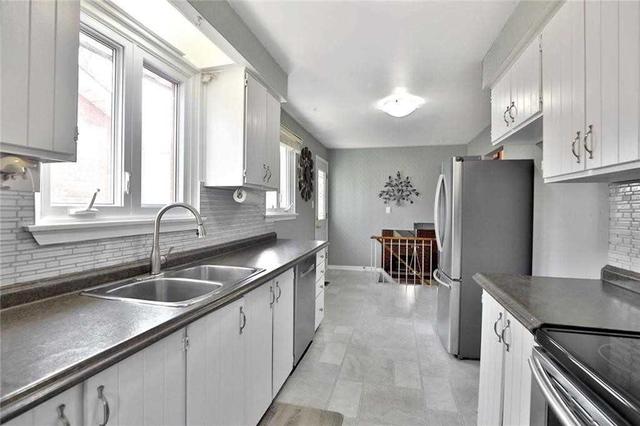 2690 Constable Rd, House detached with 3 bedrooms, 2 bathrooms and 2 parking in Mississauga ON | Image 12