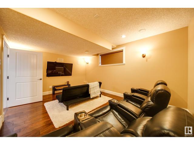 5537 Mcluhan Bl Nw, House detached with 6 bedrooms, 5 bathrooms and 6 parking in Edmonton AB | Image 43