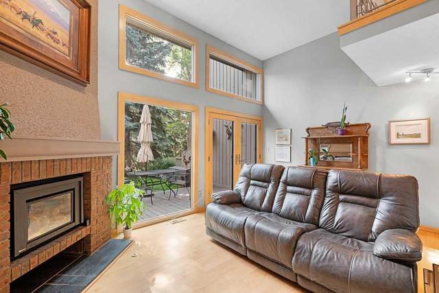 28 Point Mckay Court Nw, Home with 2 bedrooms, 1 bathrooms and 2 parking in Calgary AB | Image 9