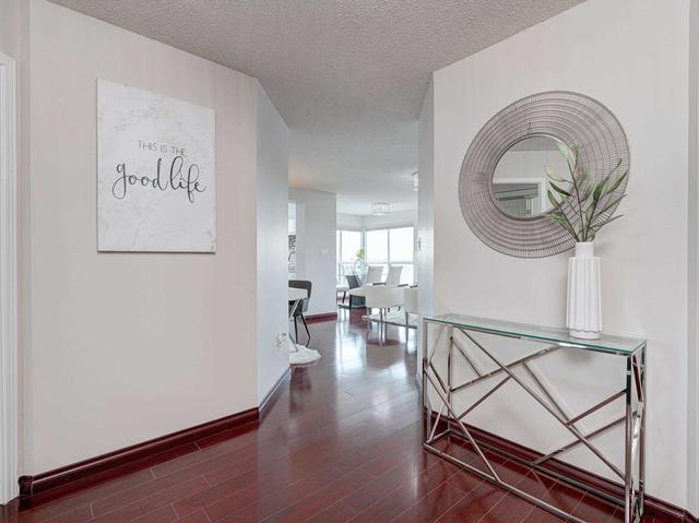 703 - 23 Lorraine Dr, Condo with 3 bedrooms, 2 bathrooms and 1 parking in Toronto ON | Image 23