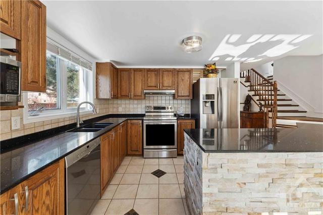 120 Rocky Hill Drive, House detached with 5 bedrooms, 4 bathrooms and 4 parking in Ottawa ON | Image 12