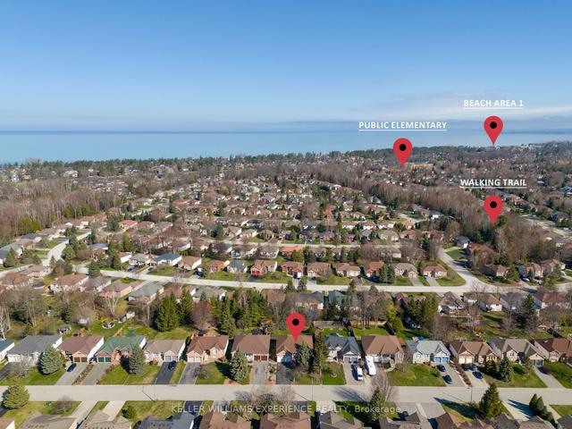 45 Bush Cres, House detached with 2 bedrooms, 3 bathrooms and 6 parking in Wasaga Beach ON | Image 12
