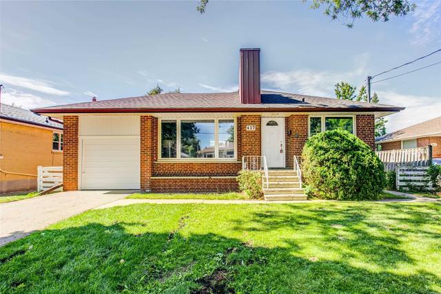 427 Taylor Mills Dr. Dr S, House detached with 3 bedrooms, 3 bathrooms and 3 parking in Richmond Hill ON | Image 1