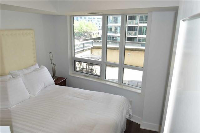 517 - 20 Blue Jays Way, Condo with 2 bedrooms, 2 bathrooms and 1 parking in Toronto ON | Image 11