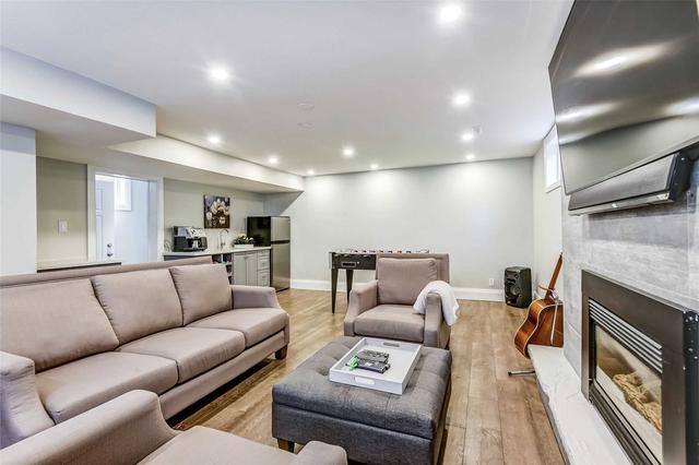 58 Regent Rd N, House detached with 4 bedrooms, 4 bathrooms and 8 parking in Toronto ON | Image 20
