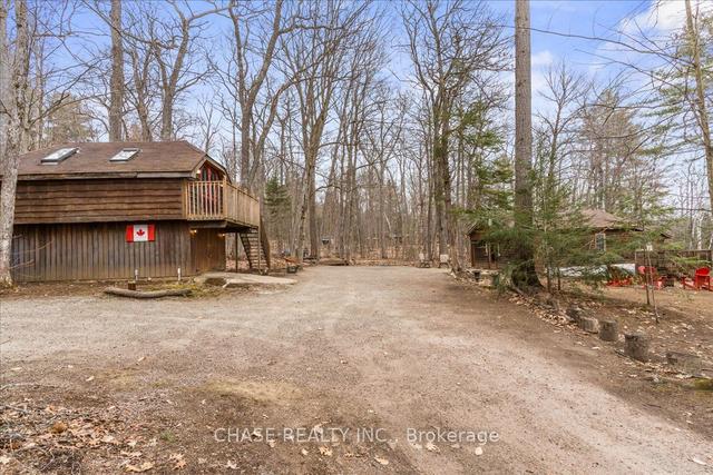 2076 Little Hawk Lake Rd, House detached with 2 bedrooms, 1 bathrooms and 11 parking in Algonquin Highlands ON | Image 21