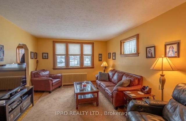 625 Yonge St, House detached with 3 bedrooms, 2 bathrooms and 7 parking in Brockton ON | Image 18
