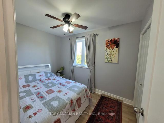 27012 Kennedy Rd, House detached with 2 bedrooms, 1 bathrooms and 3 parking in Georgina ON | Image 27