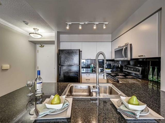 lph6 - 55 Harrison Garden Blvd, Condo with 1 bedrooms, 1 bathrooms and 1 parking in Toronto ON | Image 2